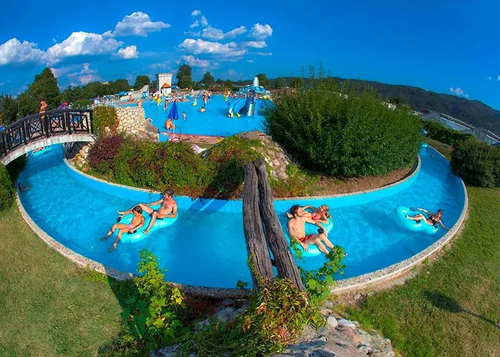 Terme Catez - Druzinski Apartma S Kartami *