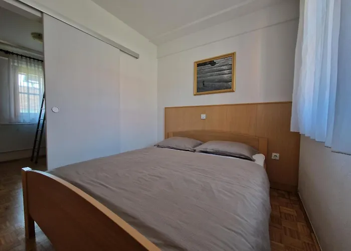 Terme Catez - Druzinski Apartma S Kartami * Catez ob Savi